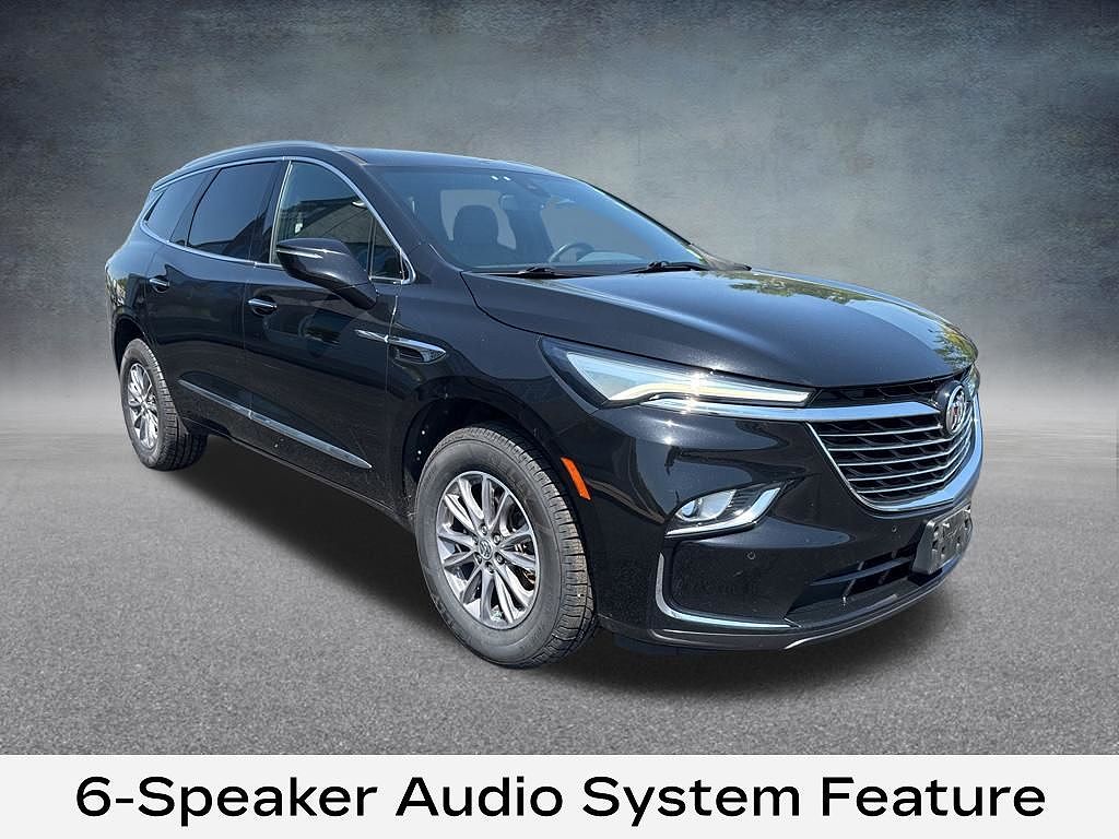 2023 Buick Enclave Essence