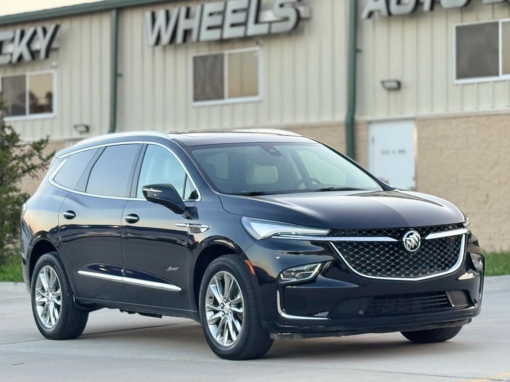 2022 Buick Enclave Avenir