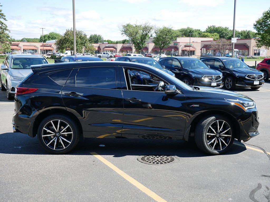 2025 Acura RDX w/A-Spec Advance Package