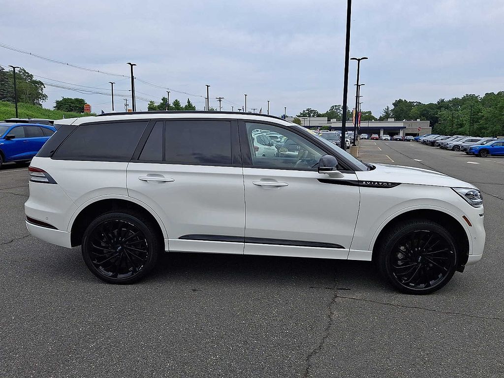 2022 Lincoln Aviator Reserve