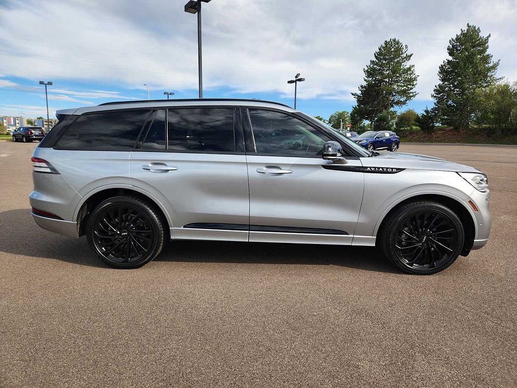 2022 Lincoln Aviator Reserve