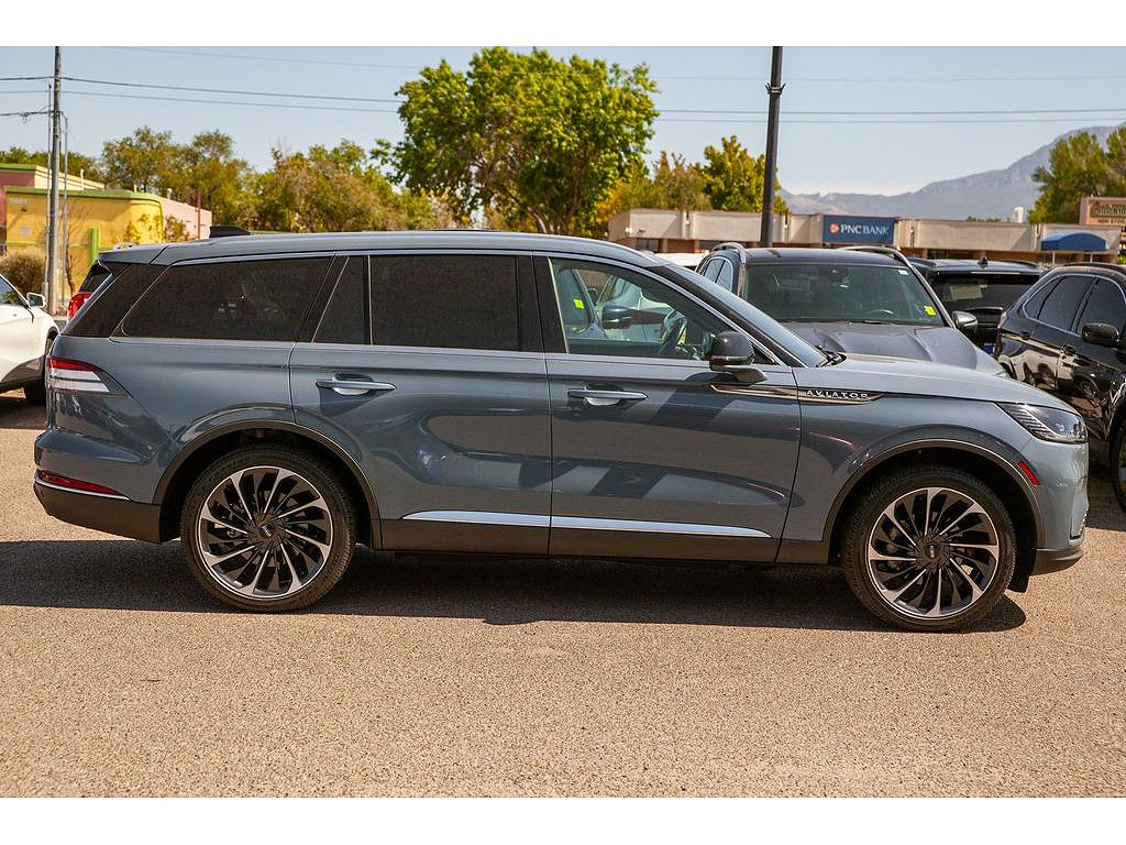 2025 Lincoln Aviator Reserve