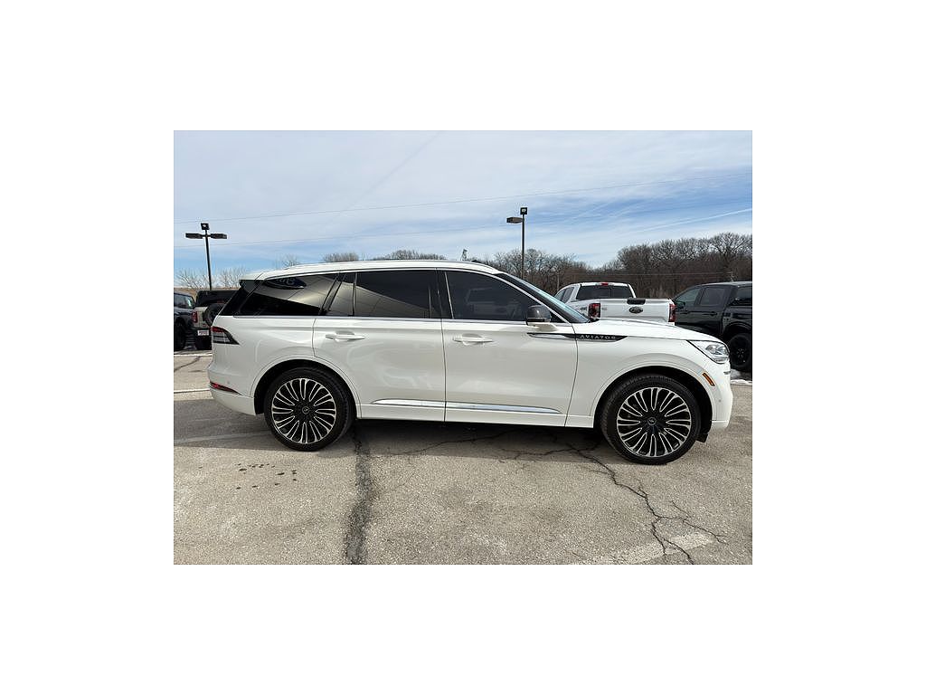 2023 Lincoln Aviator Black Label