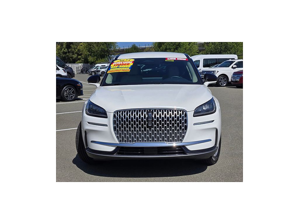 2025 Lincoln Corsair Premiere