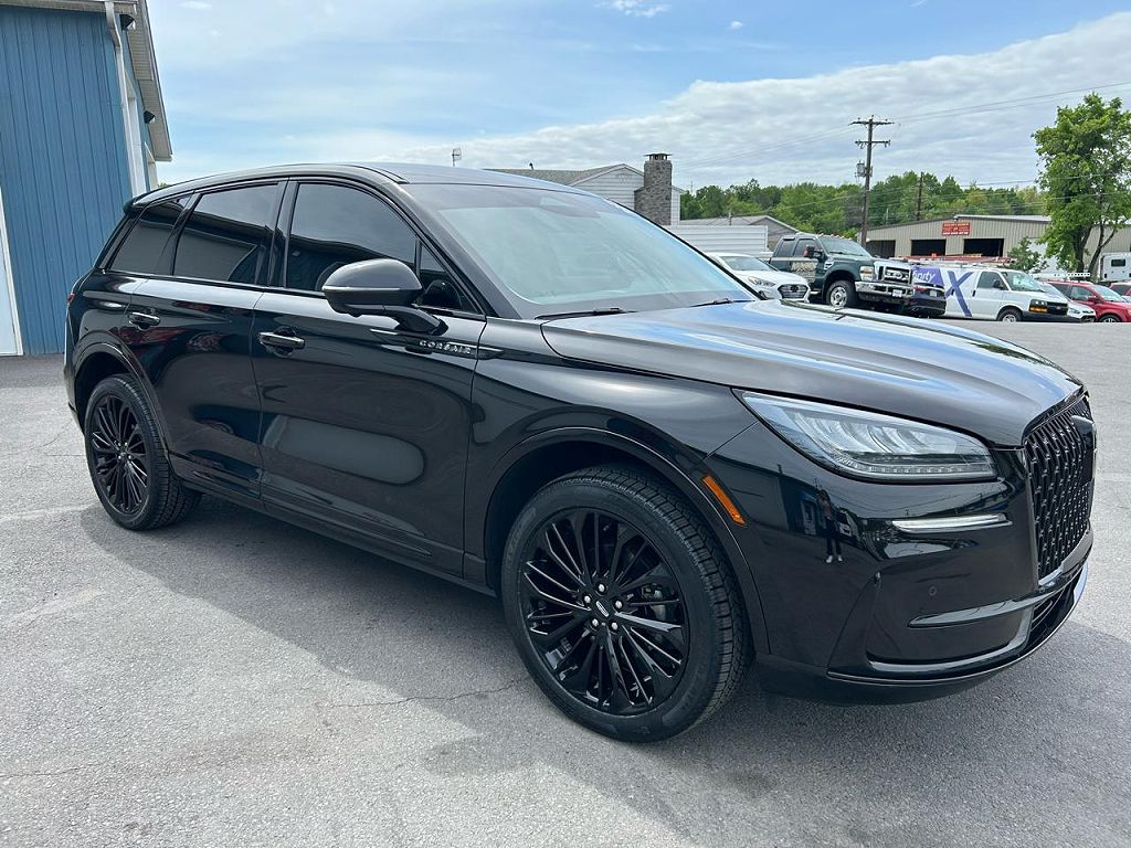 2023 Lincoln Corsair Standard