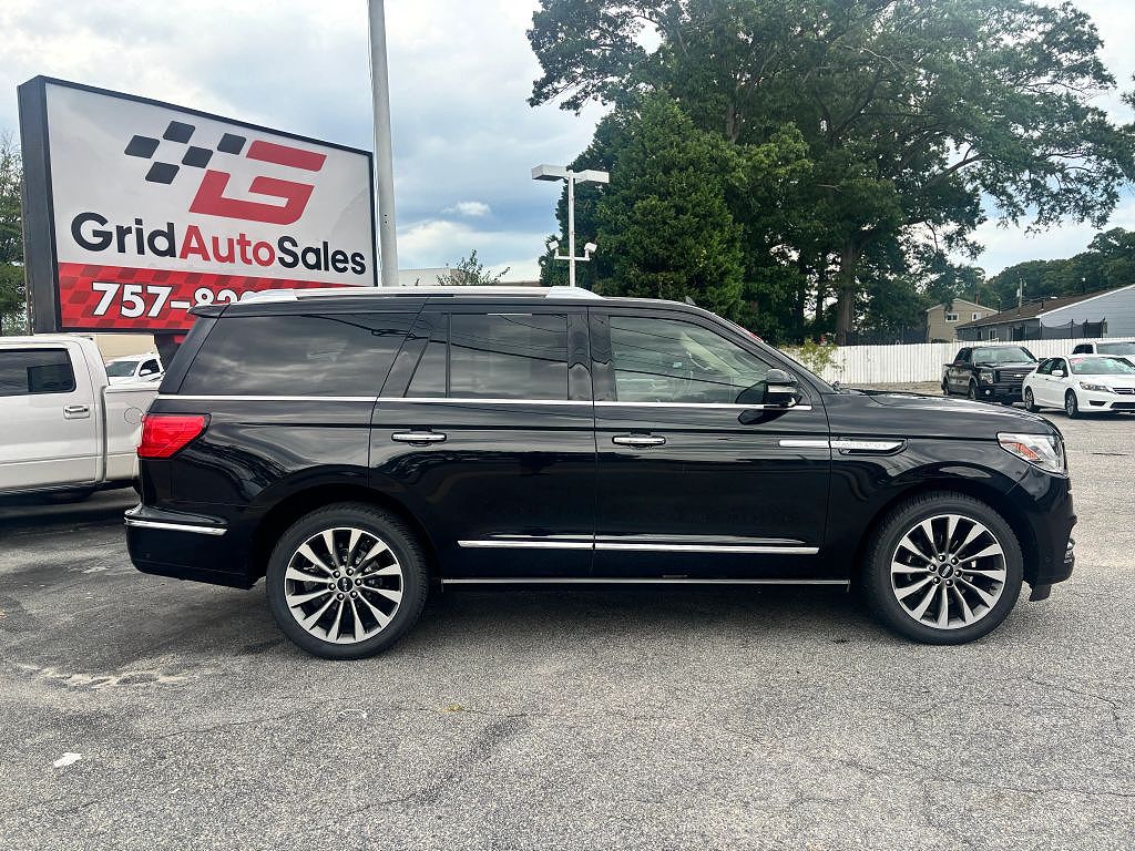 2019 Lincoln Navigator Select