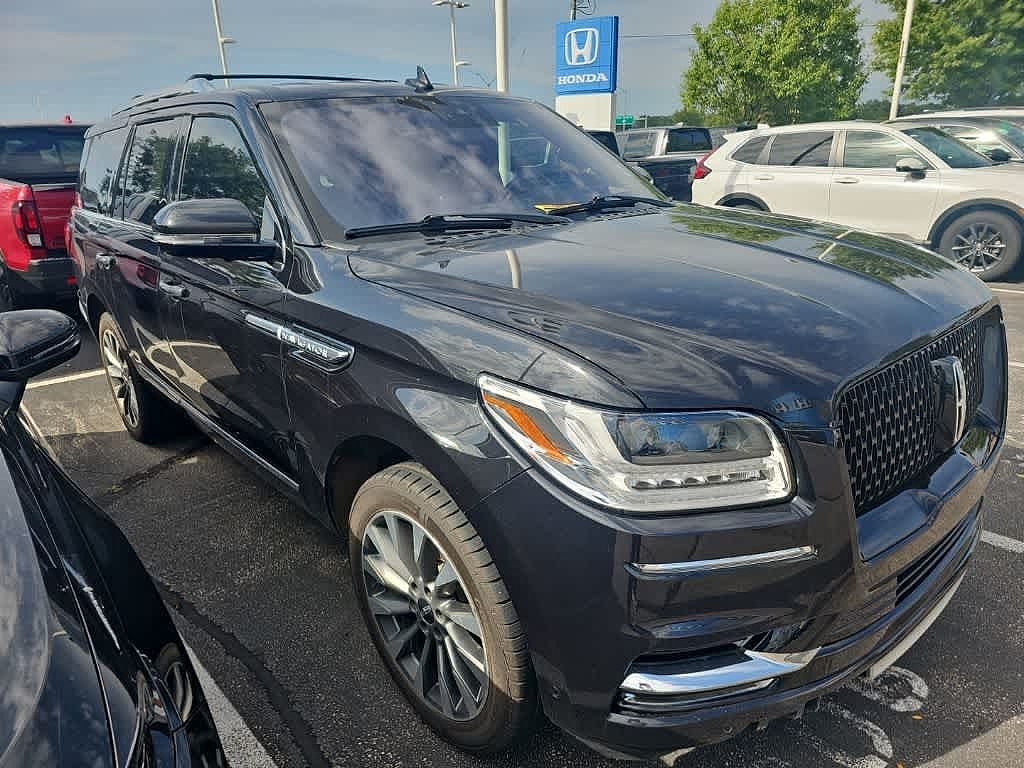 2019 Lincoln Navigator Select