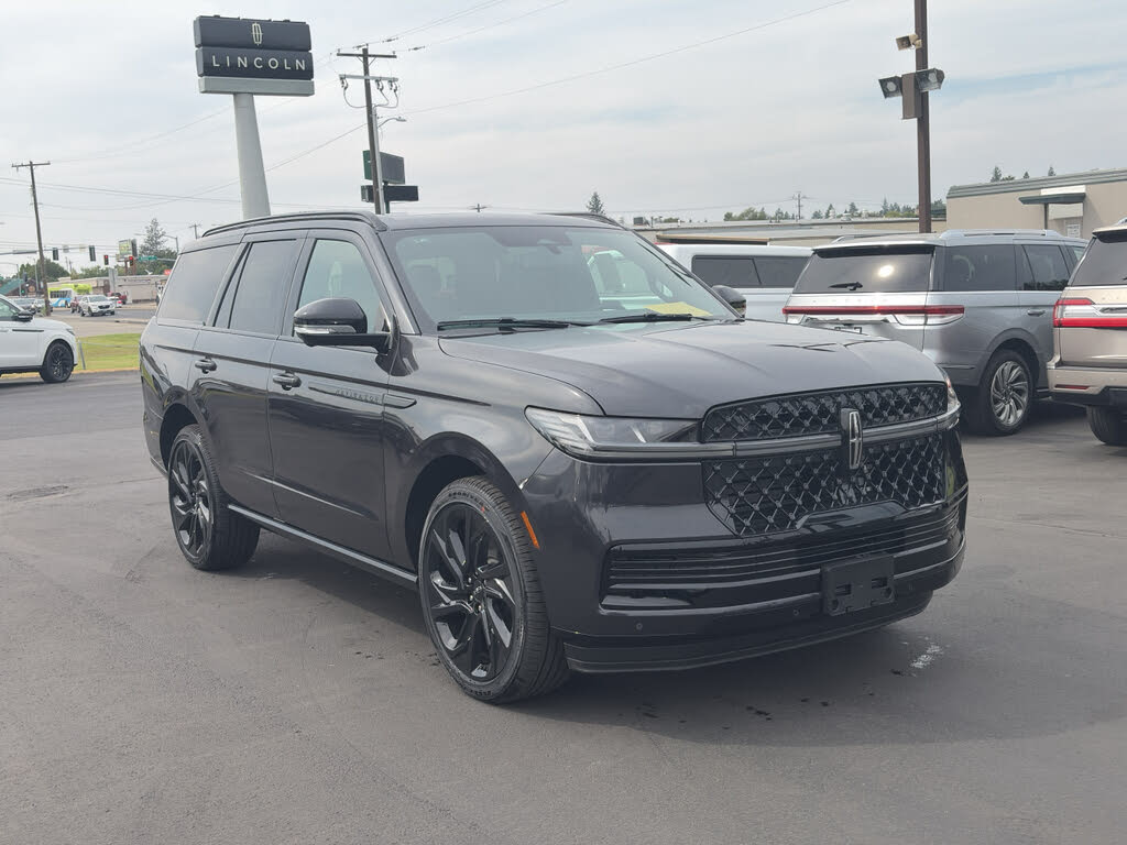 2027 Lincoln Navigator Reserve
