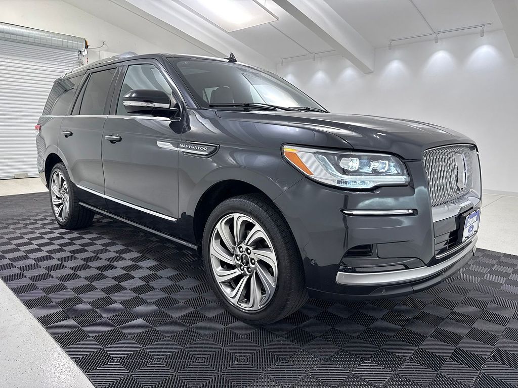 2023 Lincoln Navigator Reserve