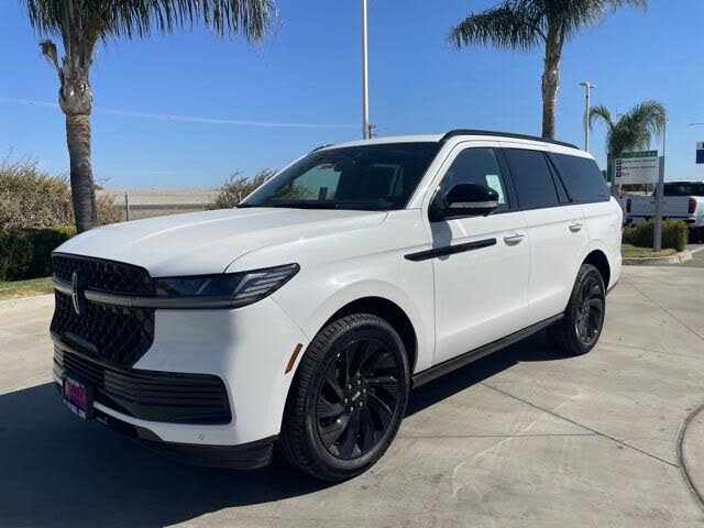 2027 Lincoln Navigator Reserve