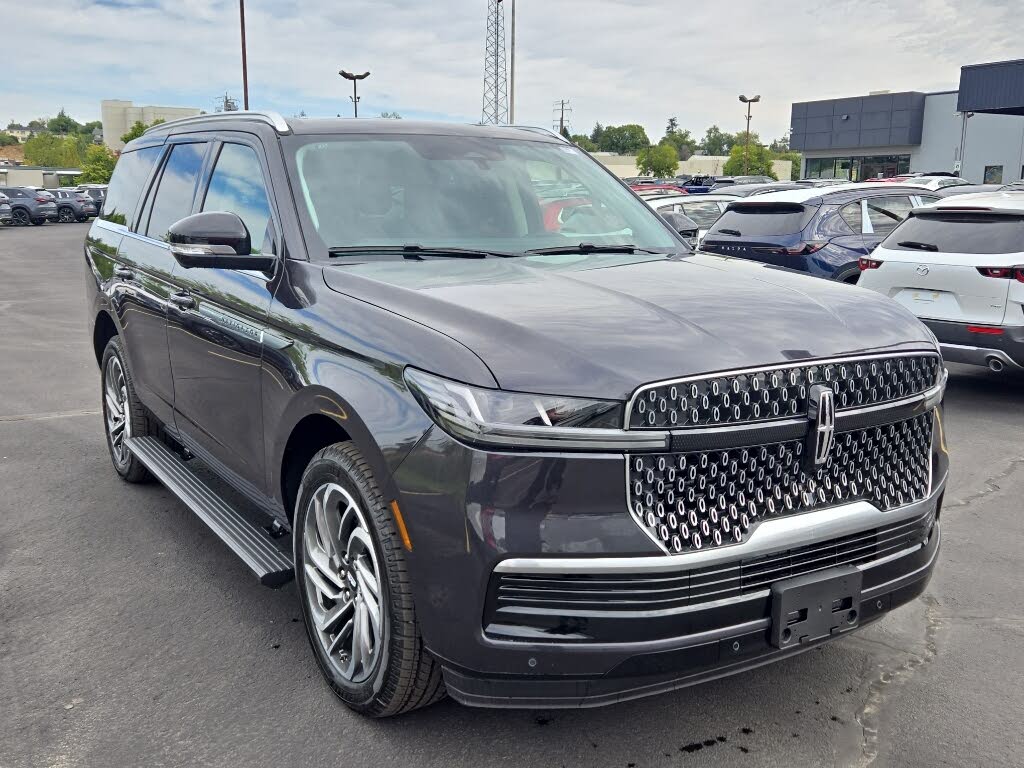 2027 Lincoln Navigator Reserve