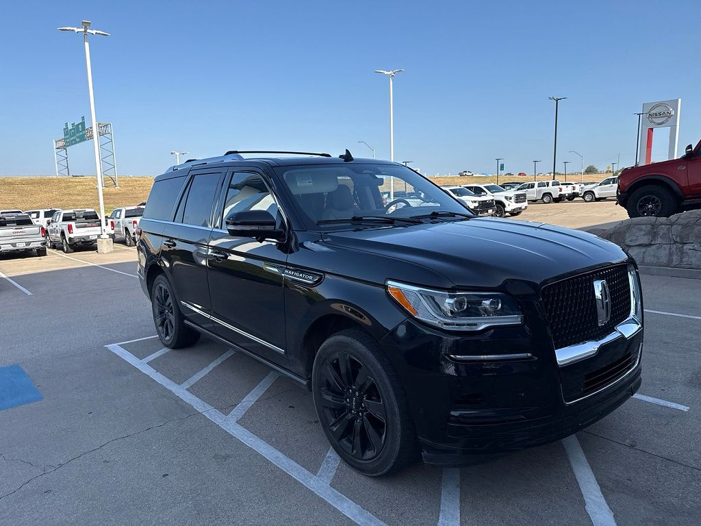 2022 Lincoln Navigator Reserve