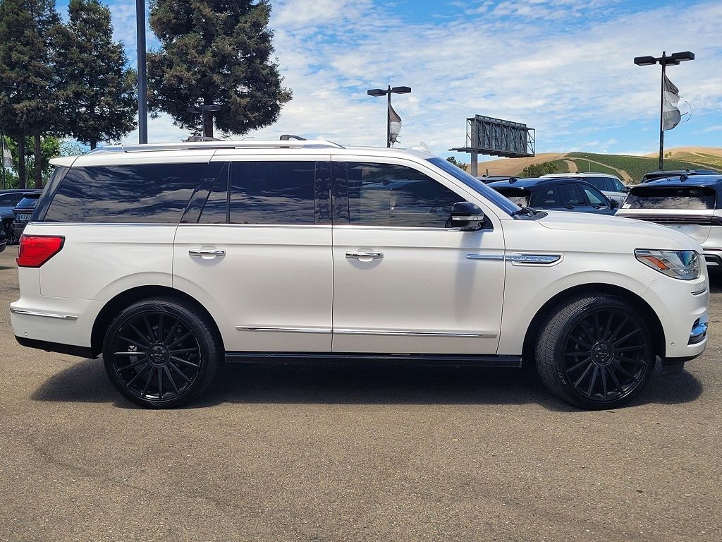 2019 Lincoln Navigator Reserve