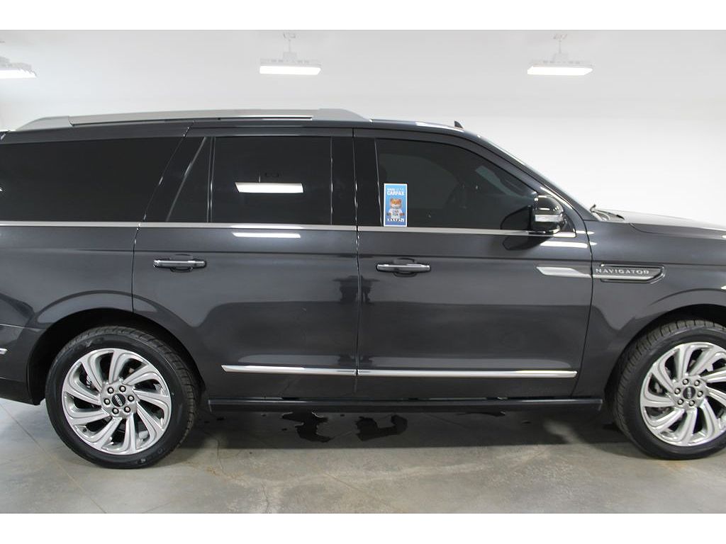 2024 Lincoln Navigator Premiere