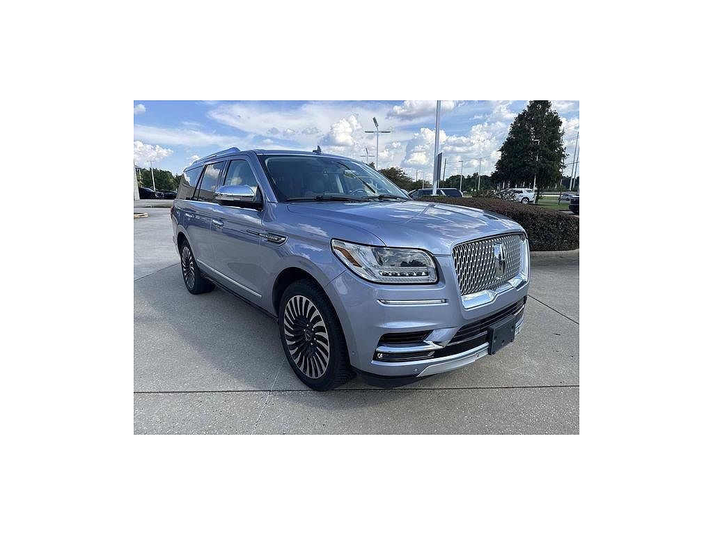 2018 Lincoln Navigator Black Label
