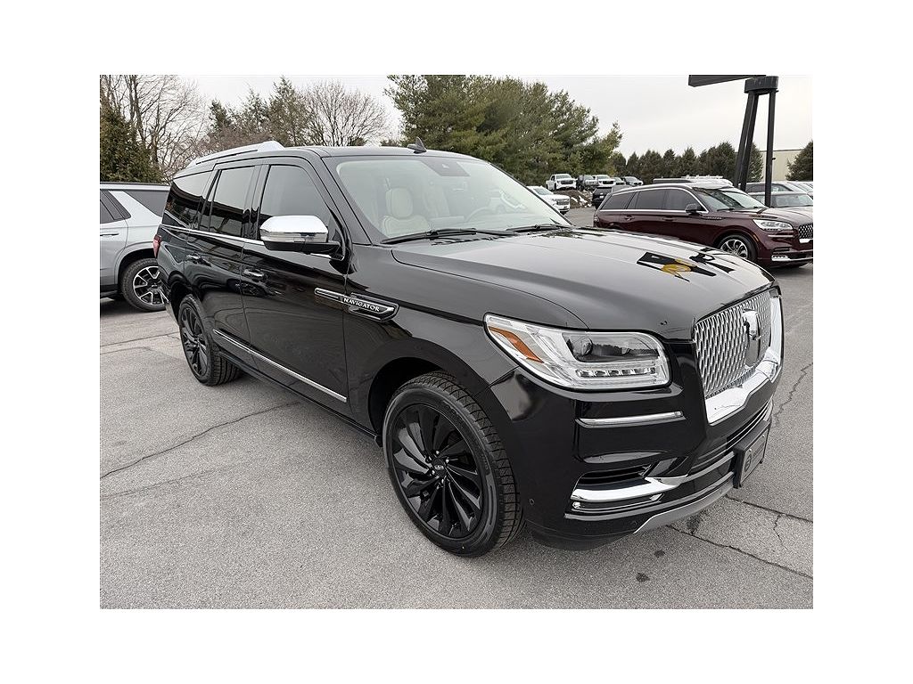 2021 Lincoln Navigator Black Label