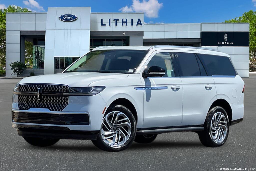 2026 Lincoln Navigator Premiere