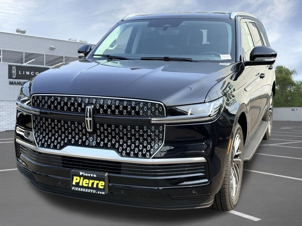 2027 Lincoln Navigator Premiere