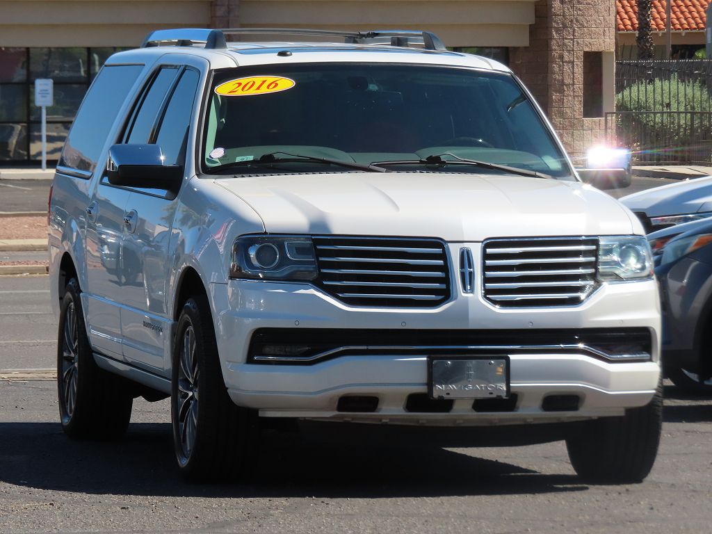 2016 Lincoln Navigator L L Select