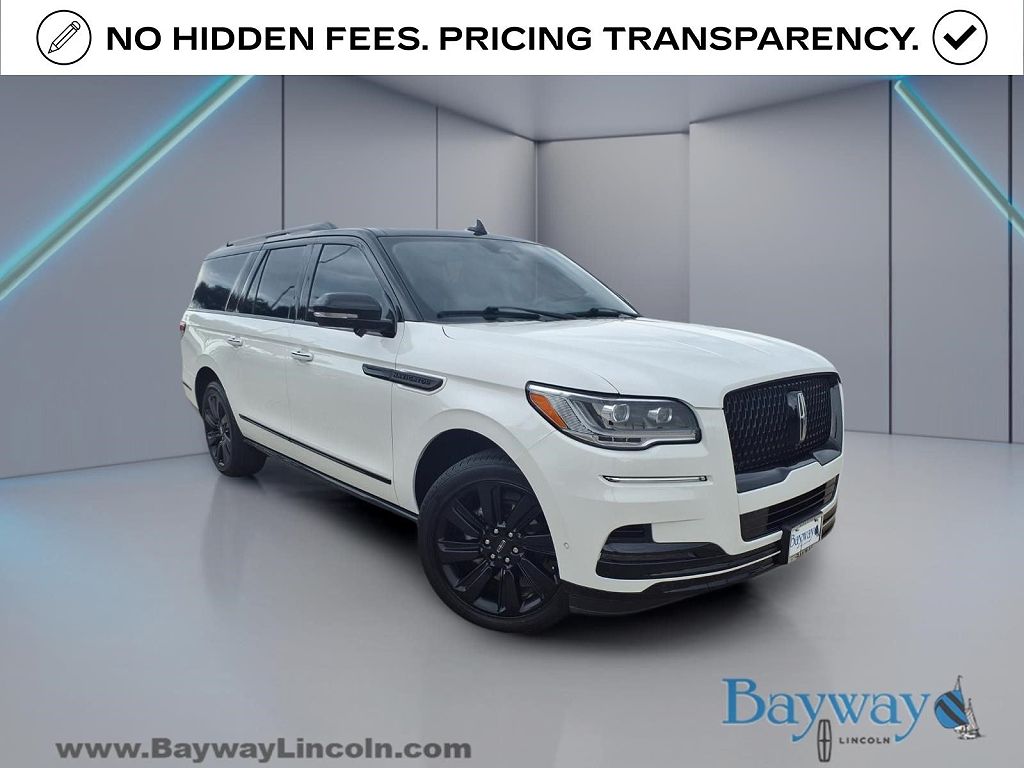 2023 Lincoln Navigator L Reserve