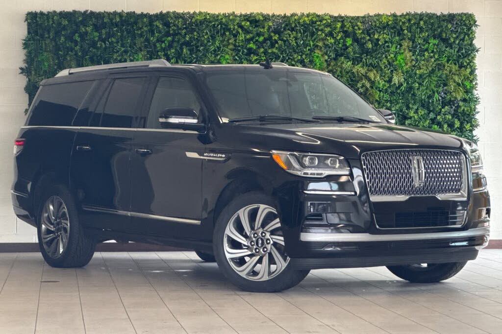 2023 Lincoln Navigator L L Reserve