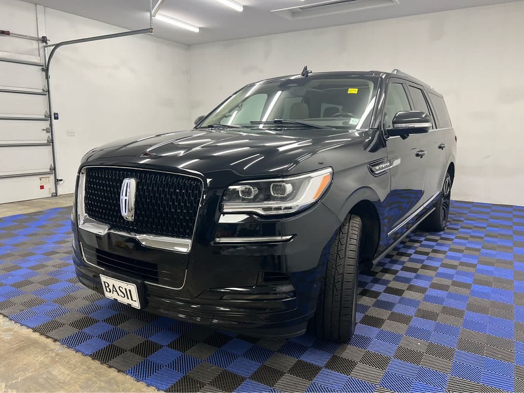 2023 Lincoln Navigator L L Reserve
