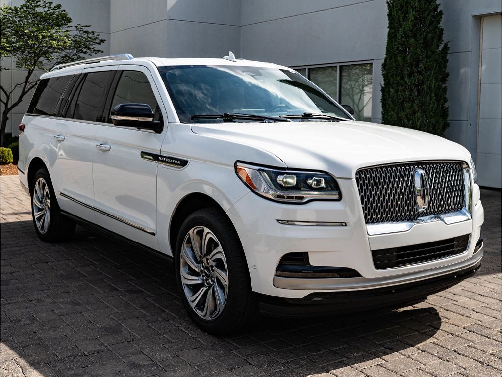 2023 Lincoln Navigator L L Reserve
