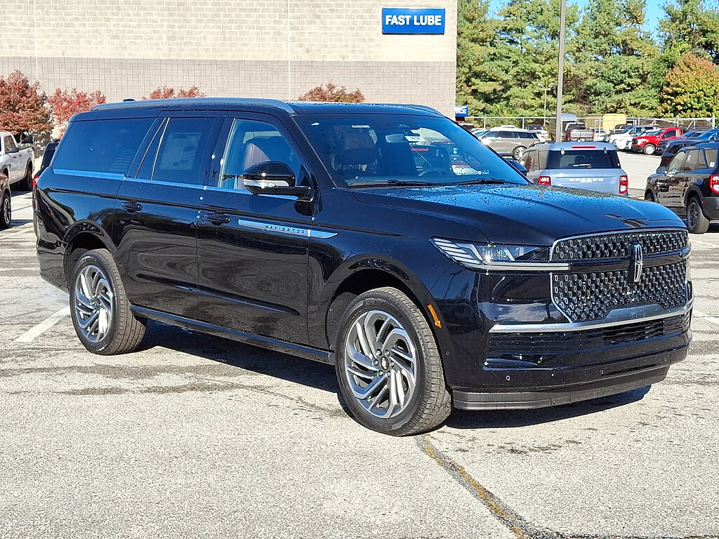 2025 Lincoln Navigator L Reserve