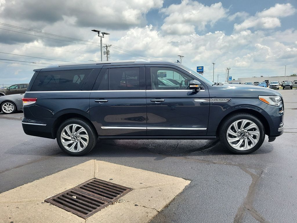 2024 Lincoln Navigator L L Reserve