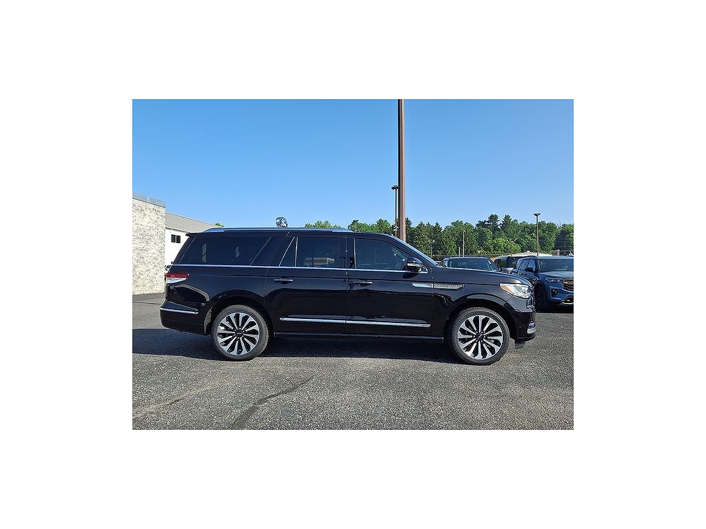 2024 Lincoln Navigator L Reserve