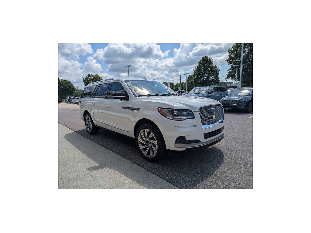 2023 Lincoln Navigator L L Reserve
