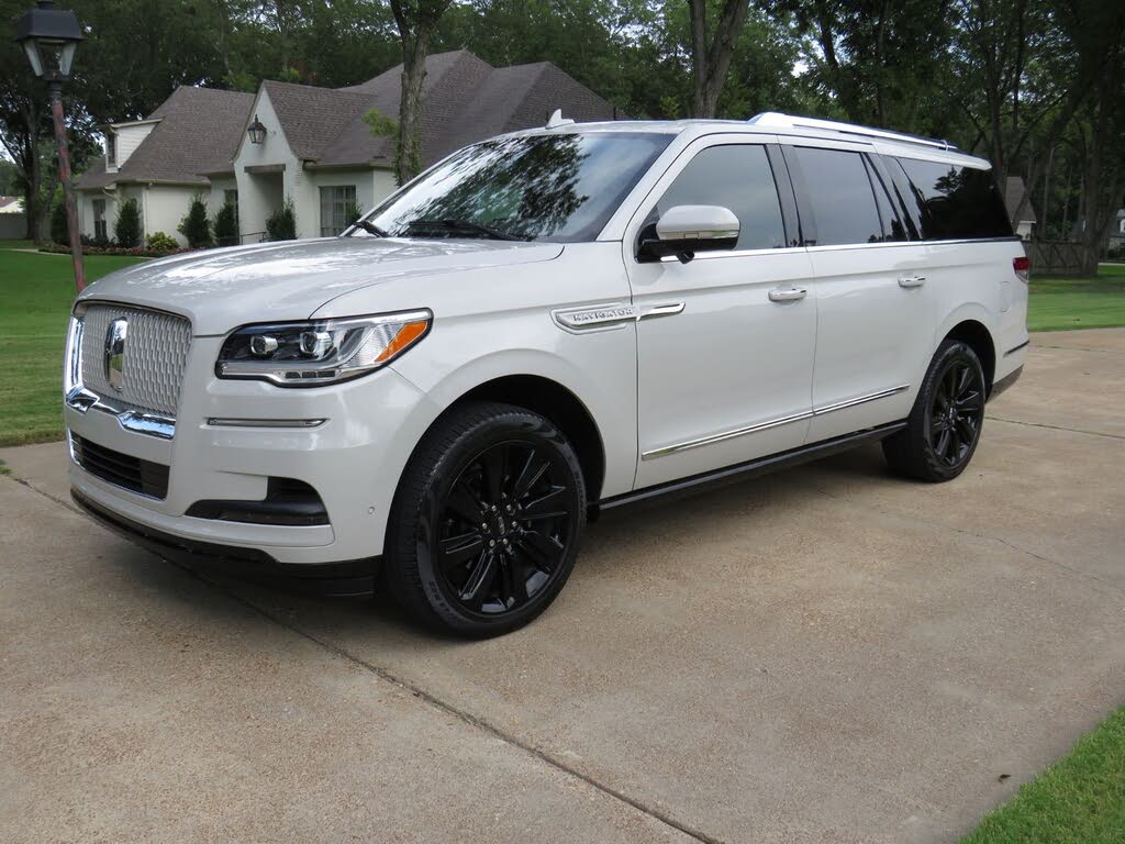 2023 Lincoln Navigator L L Reserve