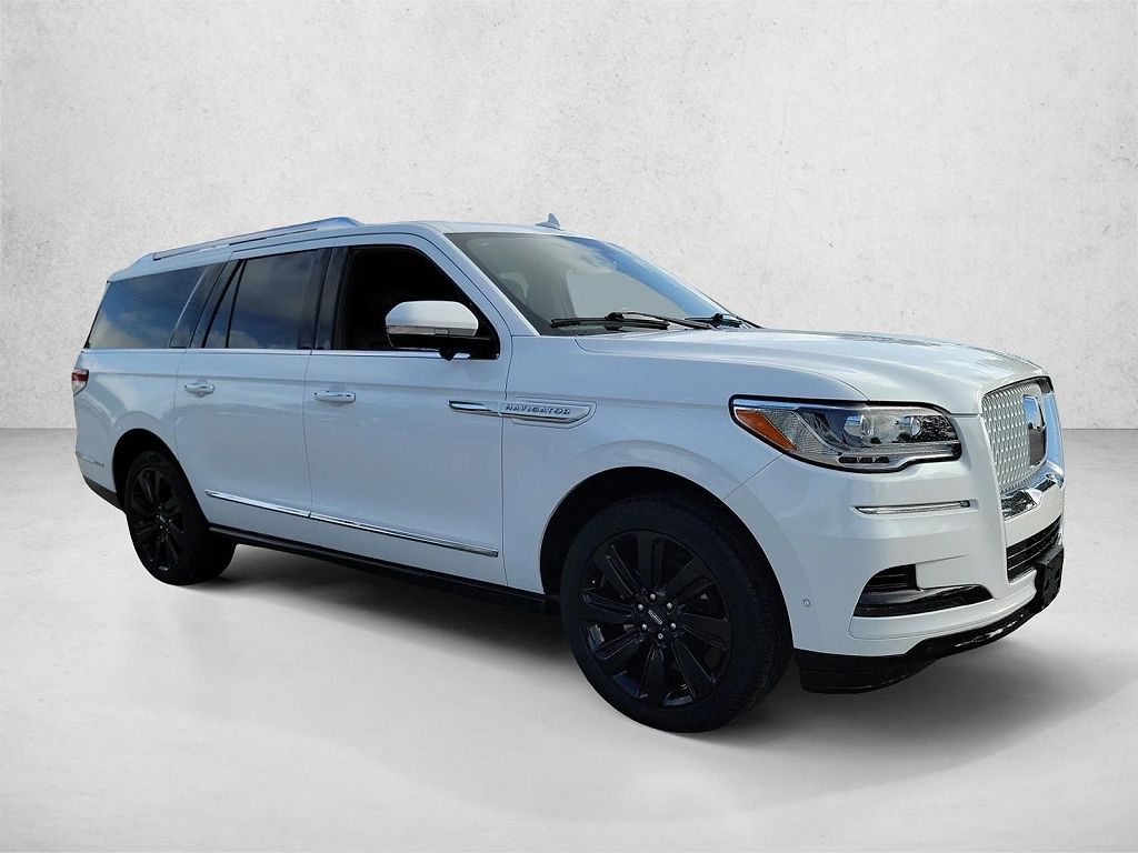 2023 Lincoln Navigator L L Reserve