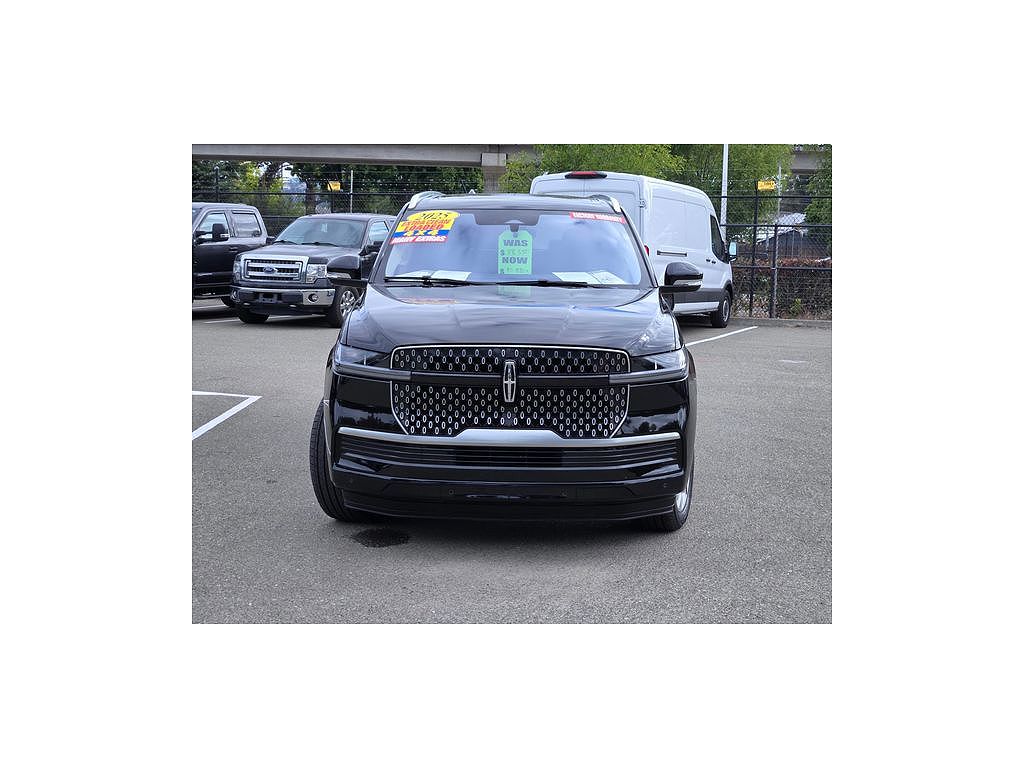 2025 Lincoln Navigator L L Reserve