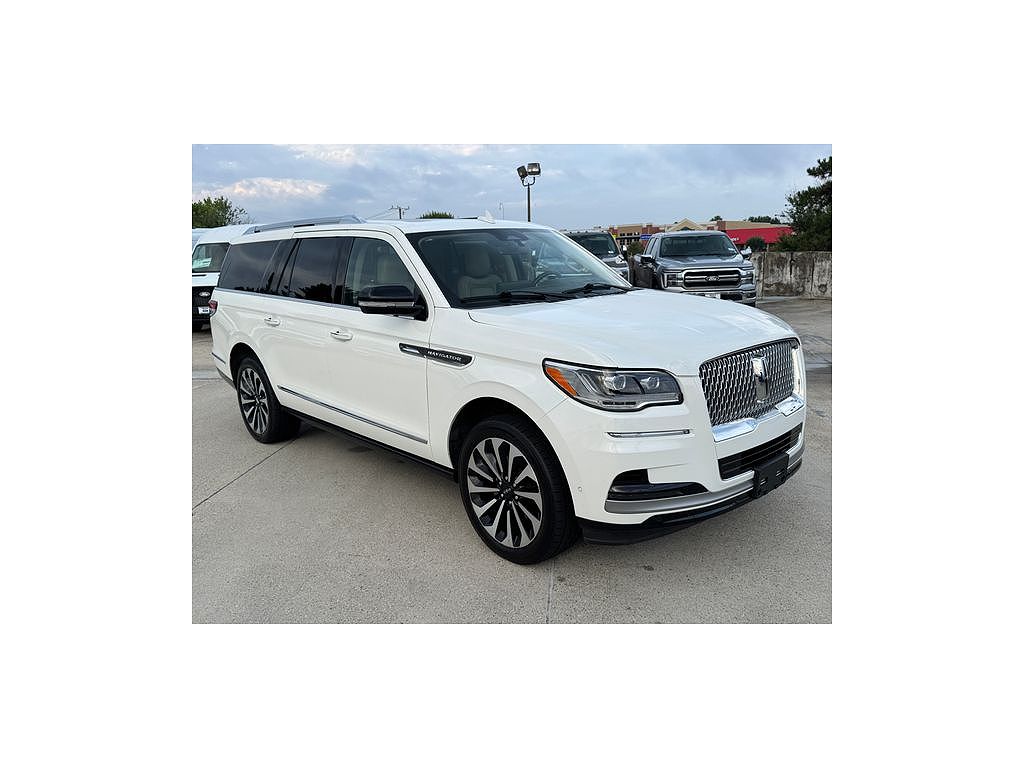 2023 Lincoln Navigator L L Reserve