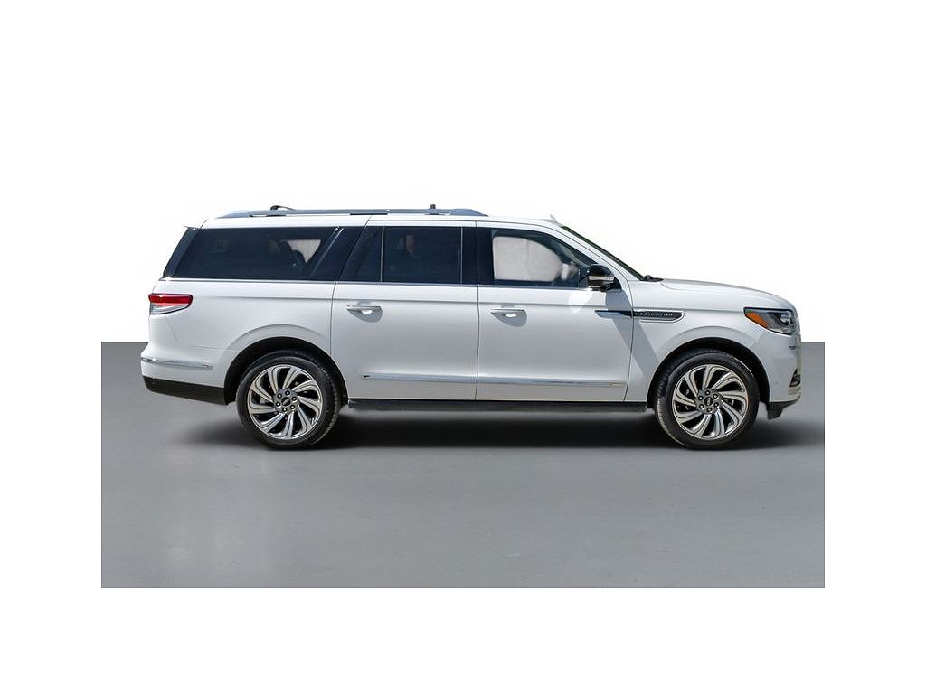 2023 Lincoln Navigator L L Reserve