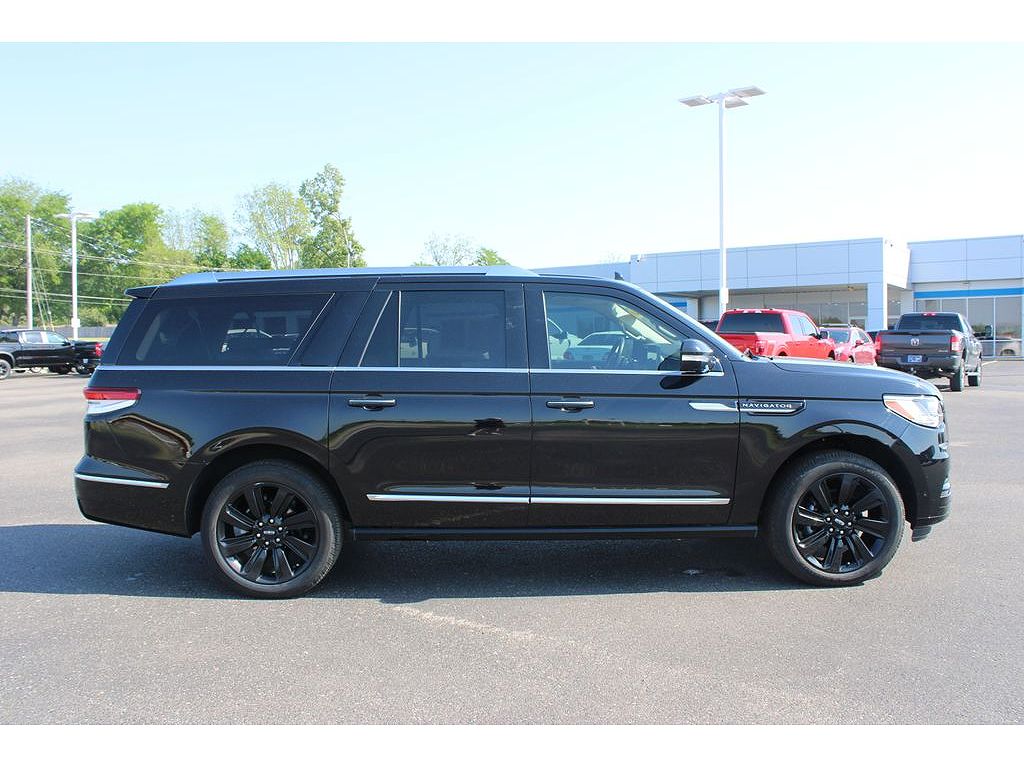 2024 Lincoln Navigator L L Reserve