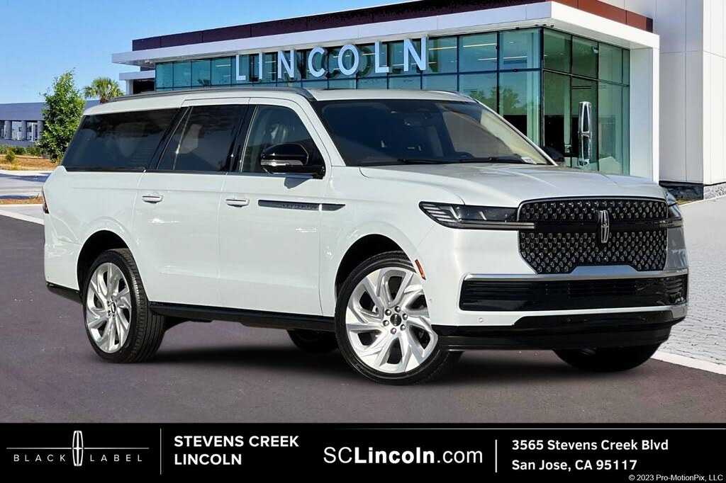 2025 Lincoln Navigator L Reserve Equipment Group 202A Reserve II