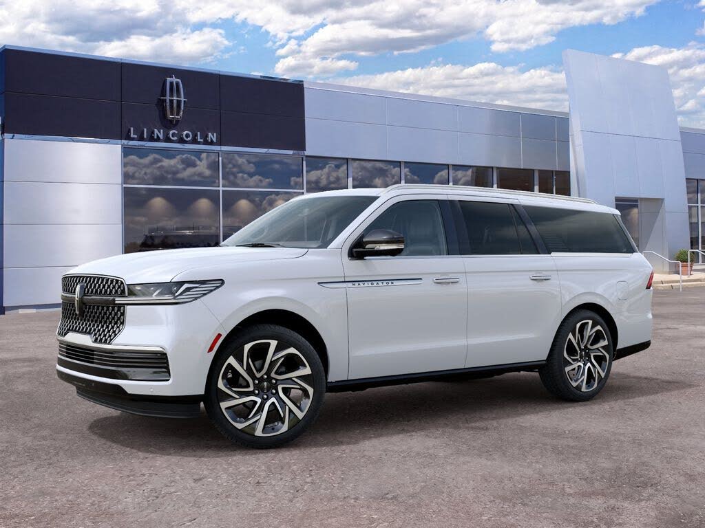 2027 Lincoln Navigator L Reserve