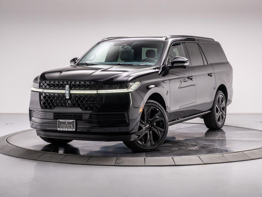 2027 Lincoln Navigator L Reserve