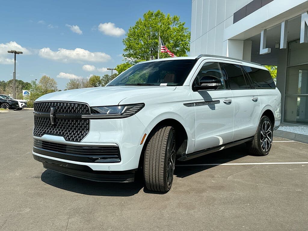 2026 Lincoln Navigator L Reserve