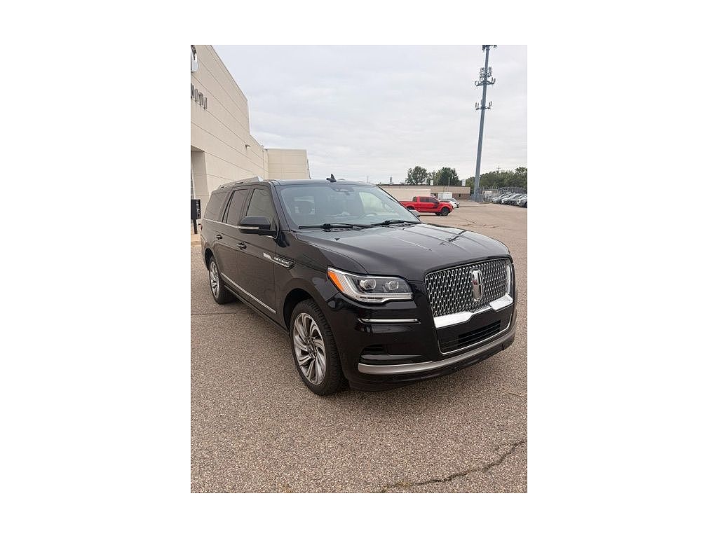 2022 Lincoln Navigator L Reserve