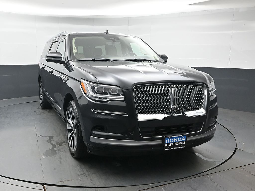 2022 Lincoln Navigator L Reserve