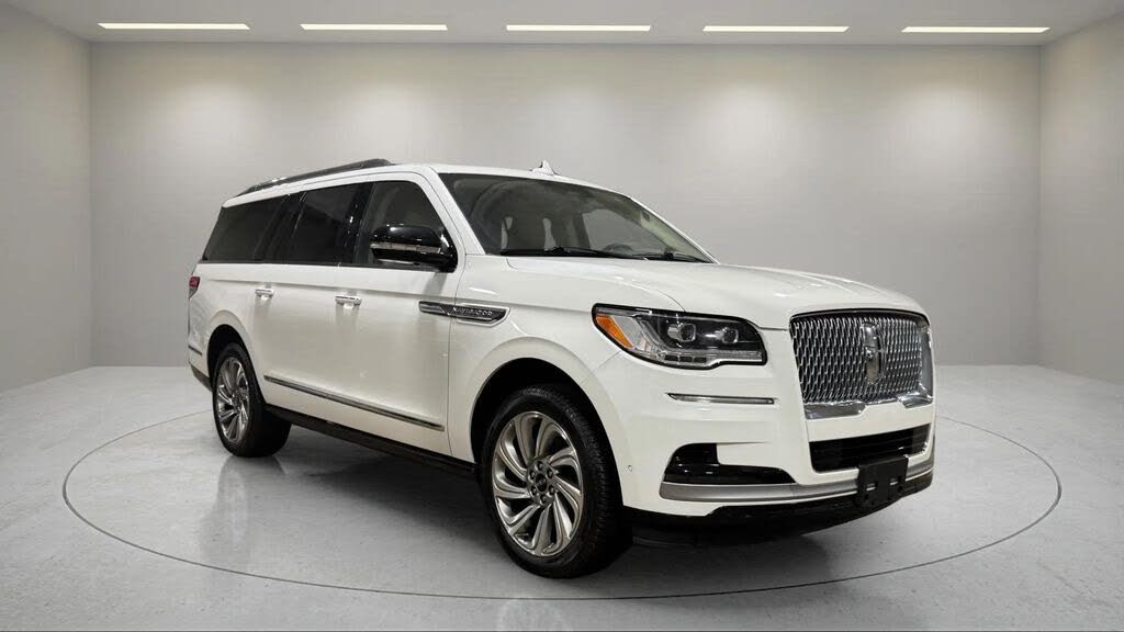 2022 Lincoln Navigator L Reserve