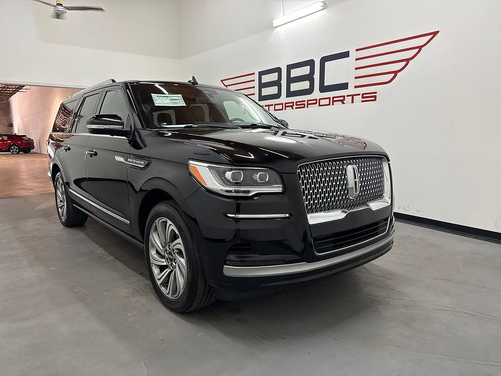 2022 Lincoln Navigator L Reserve
