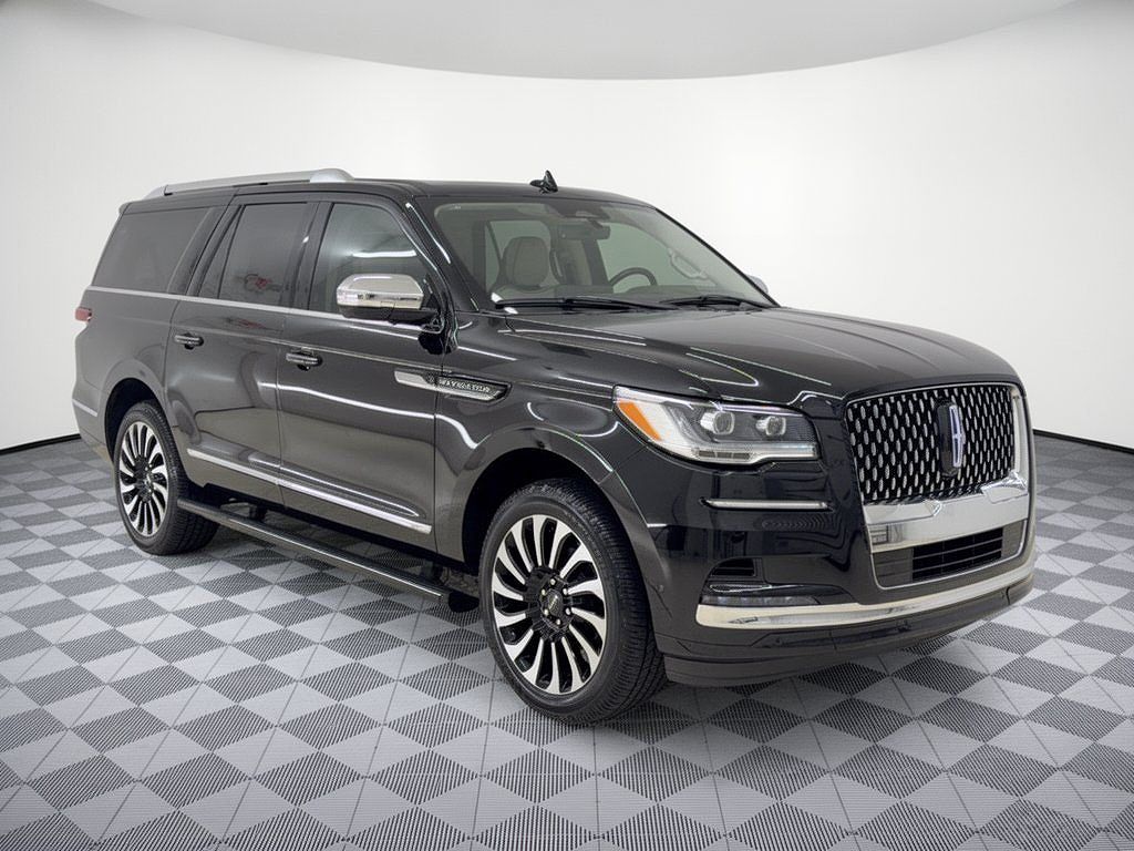 2023 Lincoln Navigator L L Black Label