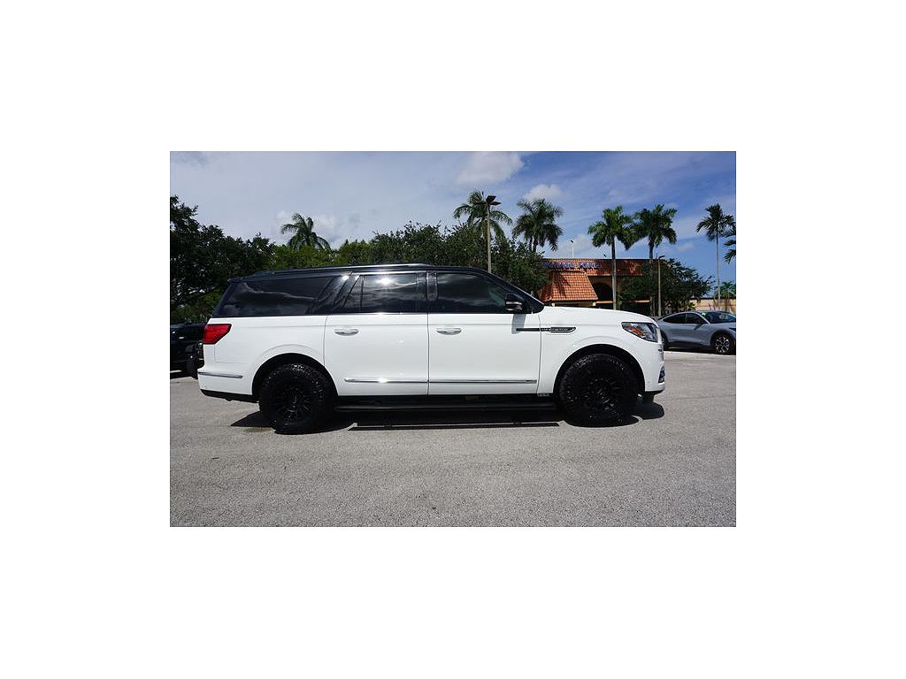 2021 Lincoln Navigator L L Black Label
