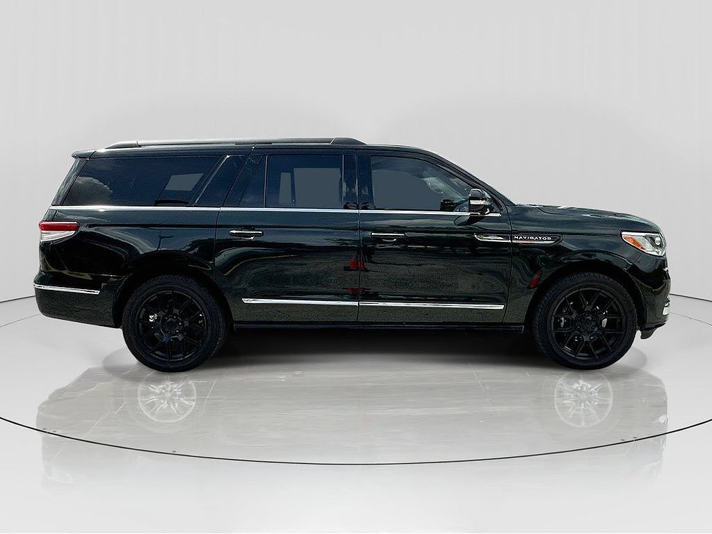 2022 Lincoln Navigator L L Black Label