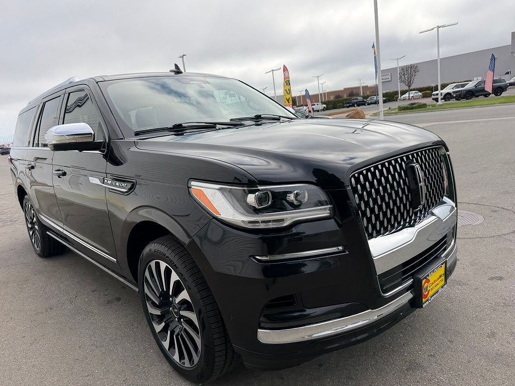 2022 Lincoln Navigator L L Black Label