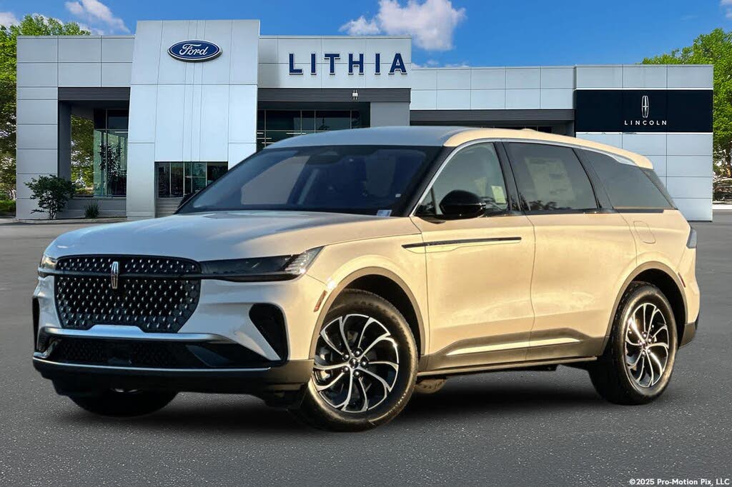 2026 Lincoln Nautilus Hybrid Premiere